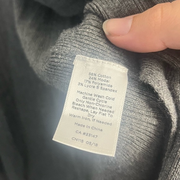 Talbots Woman Cardigan Sweater size XL Petite Gray Long Sleeve Cotton Blend - Picture 5 of 6